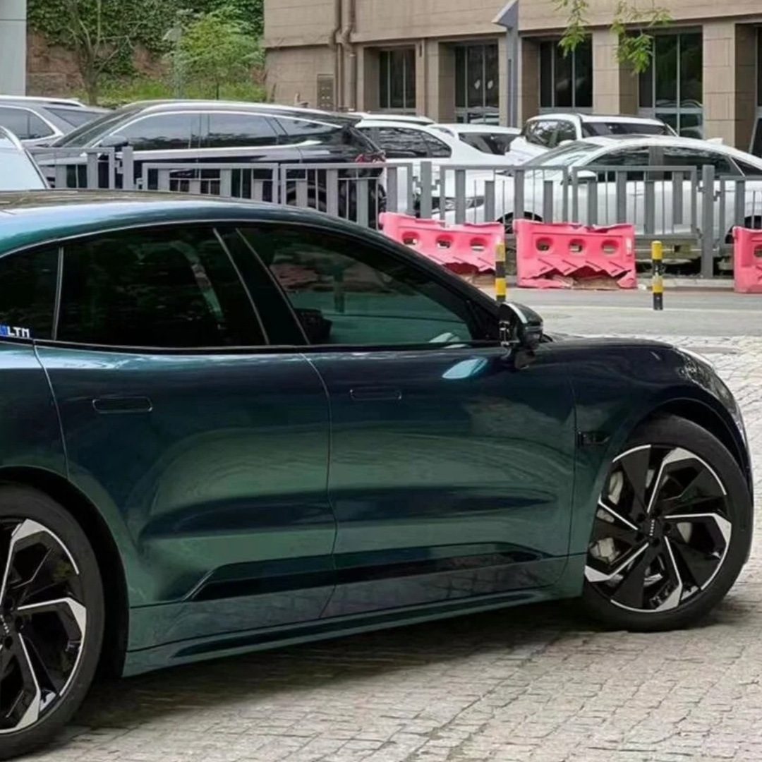 TPU Diamond Aurora Green Paint Protection Film