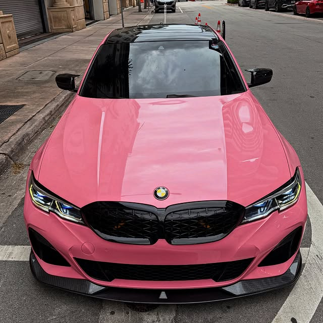 Gloss Crystal Light Pink Car Vinyl Wrap