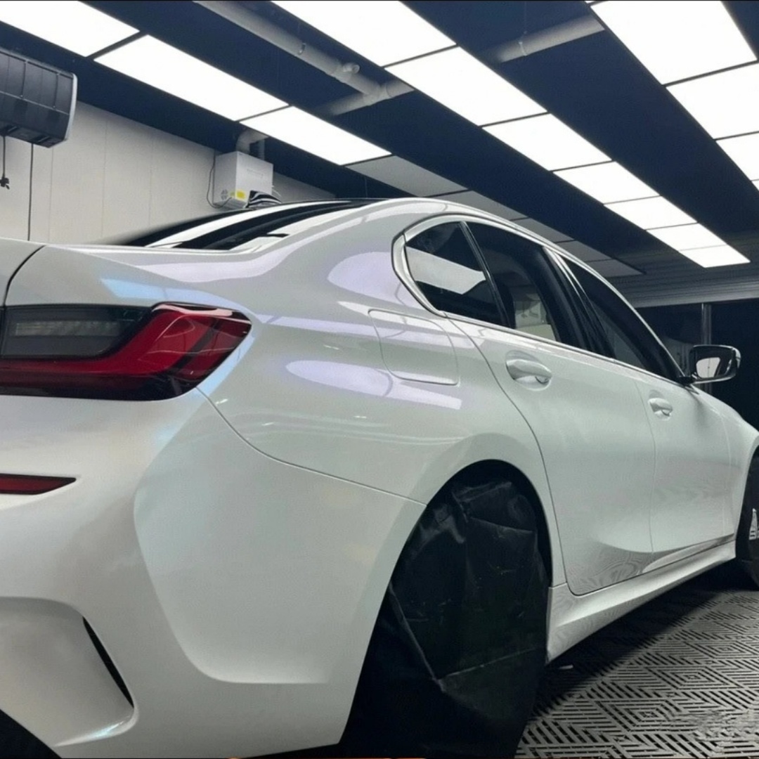 TPU Super Glossy Diamond White Blue Paint Protection Film