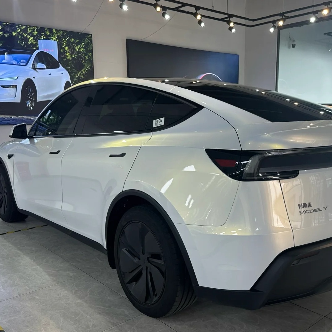 TPU Super Glossy White Gold Paint Protection Film