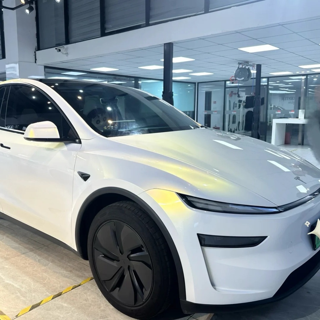 TPU Super Glossy White Gold Paint Protection Film