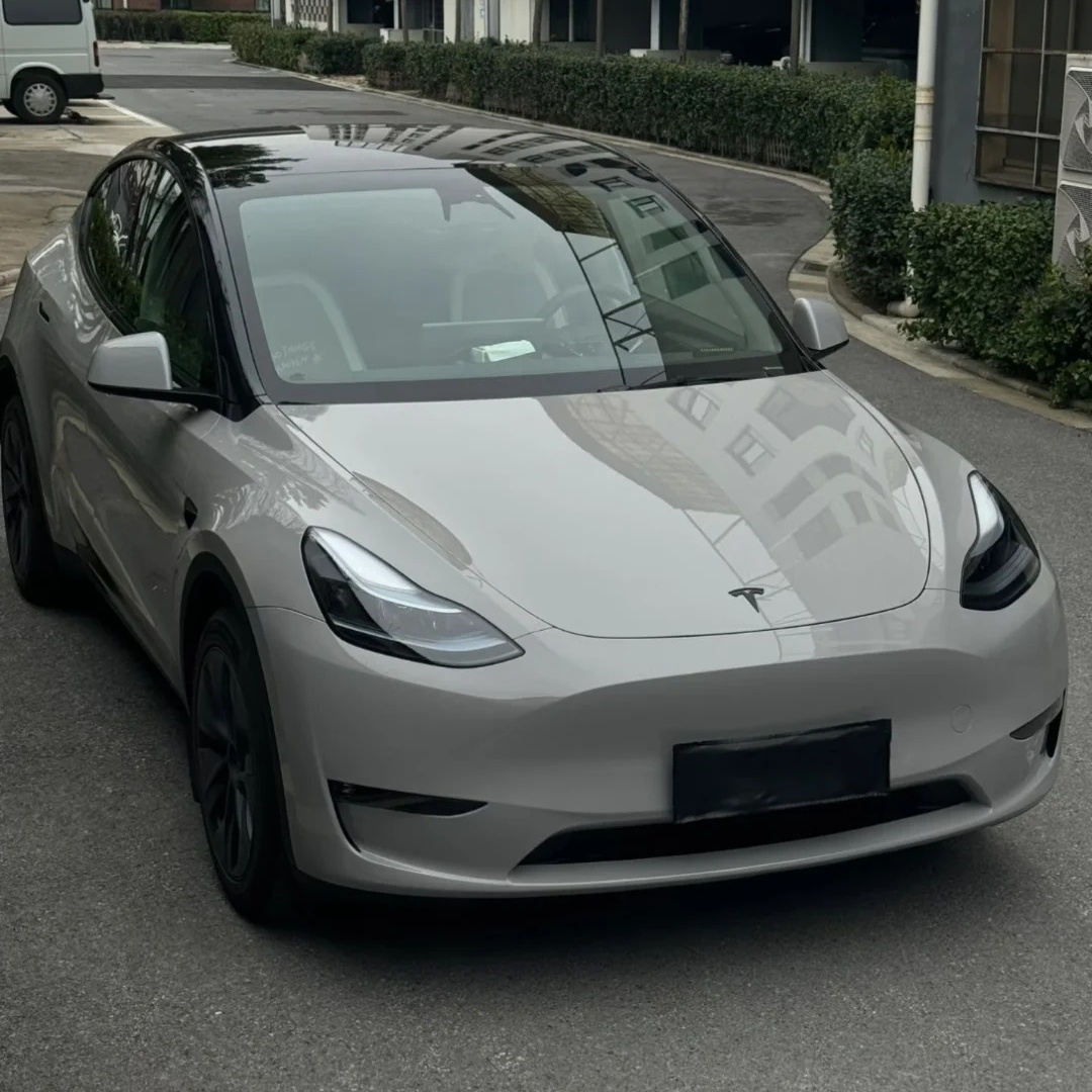 TPU Super Glossy Chalk Grey Paint Protection Film