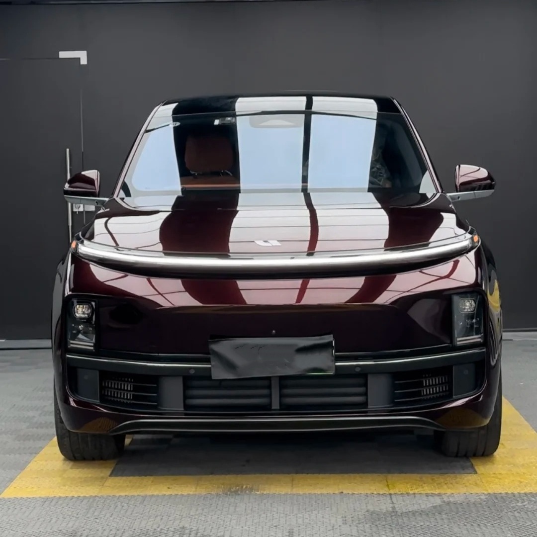 TPU Glossy Metallic Black Rose Paint Protection Film