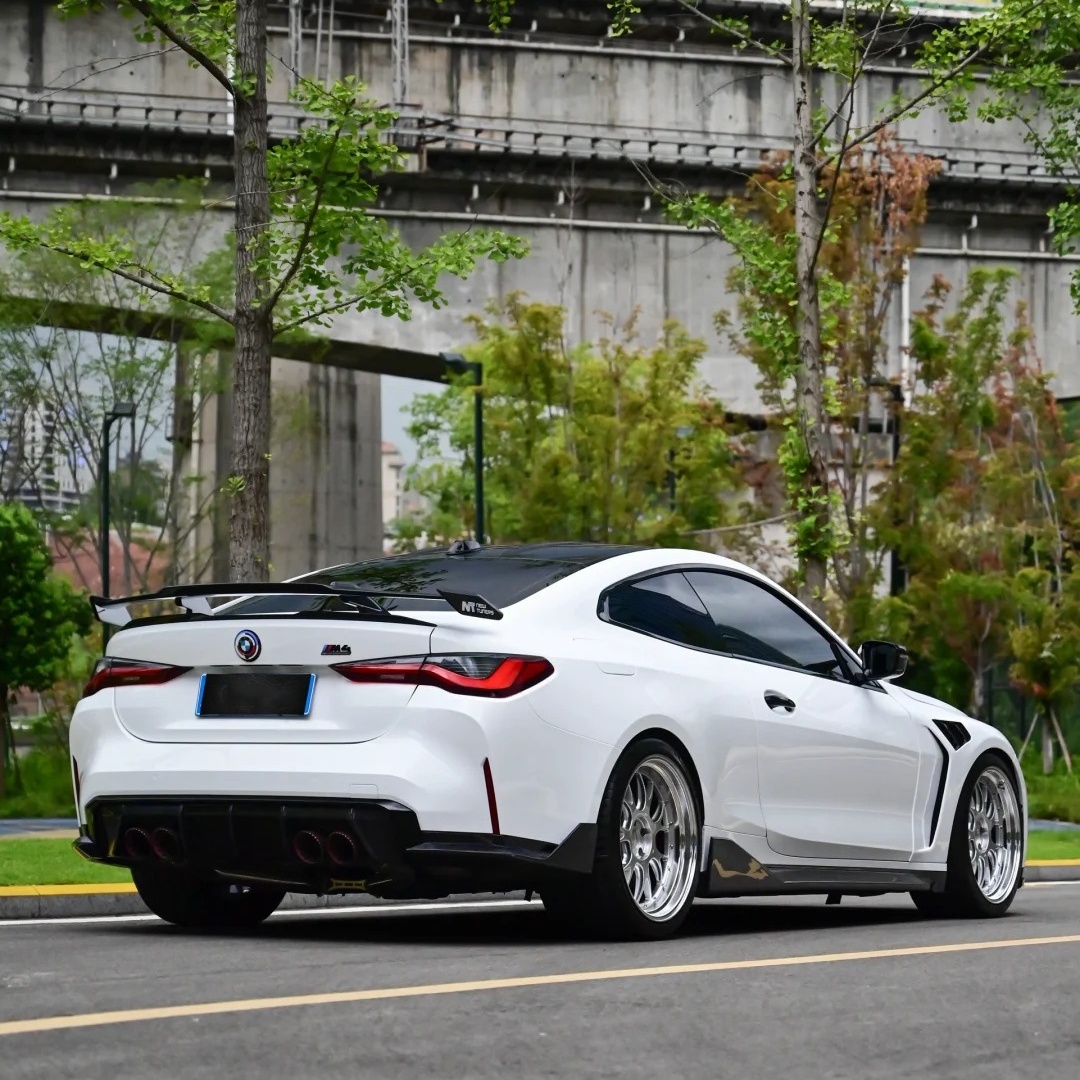 TPU Noble And Elegant White Paint Protection Film