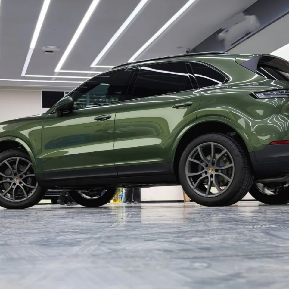 TPU Metallic Oak Green Paint Protection Film