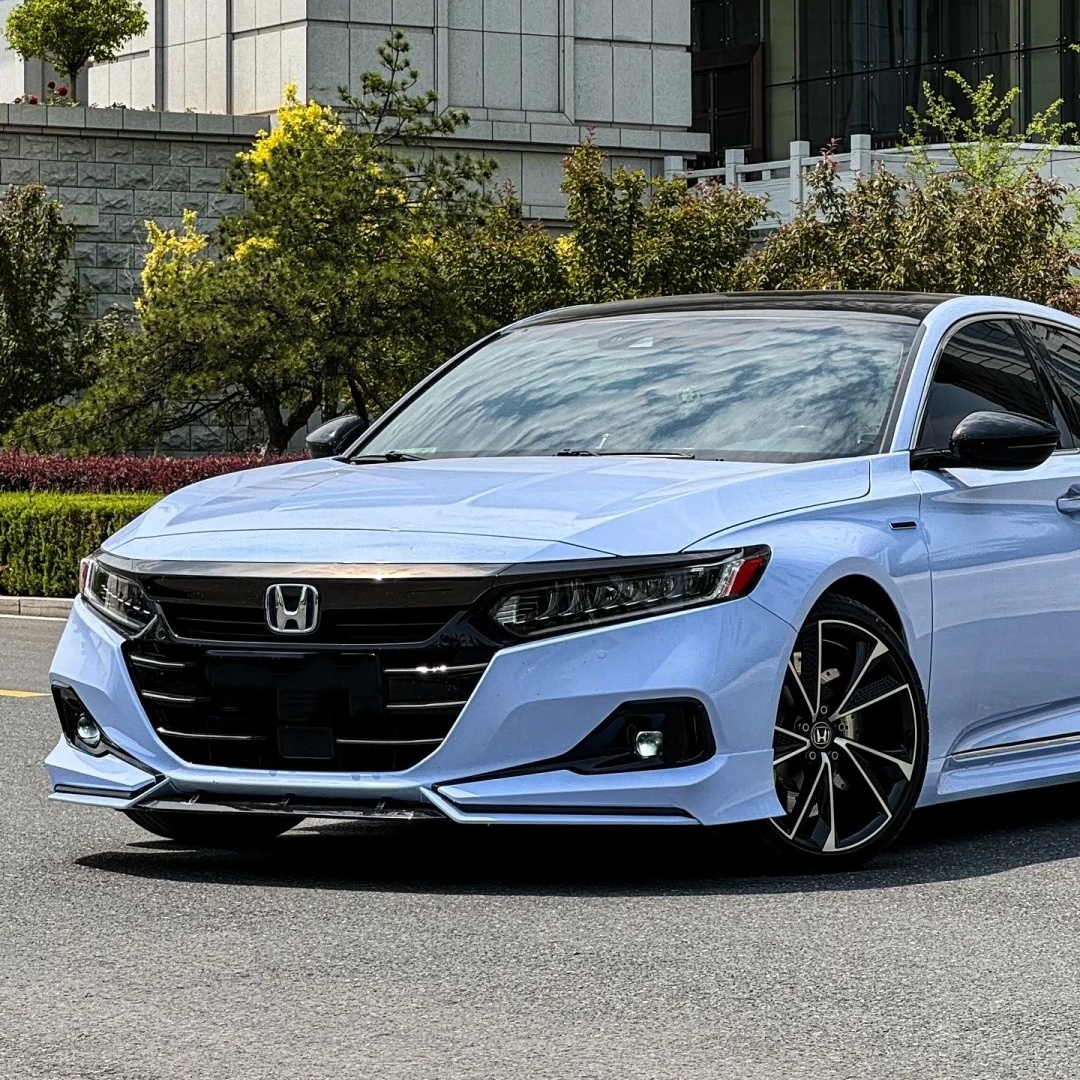 Glossy Crystal Baby Blue Car Vinyl Wrap