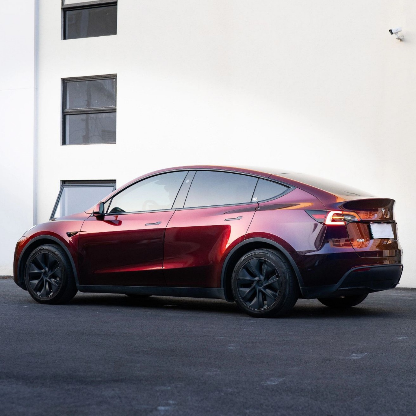 PET Gloss Shifting Red to Black Car Vinyl Wrap