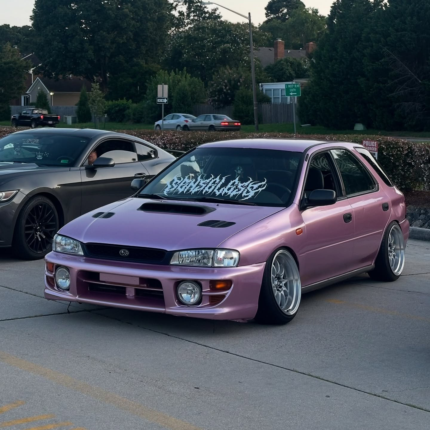 PET Bentley Passion Pink Car Vinyl Wrap