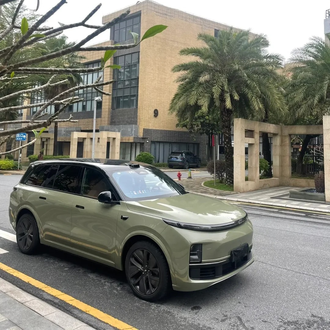 Super Gloss Light Khaki Grey Car Vinyl Wrap