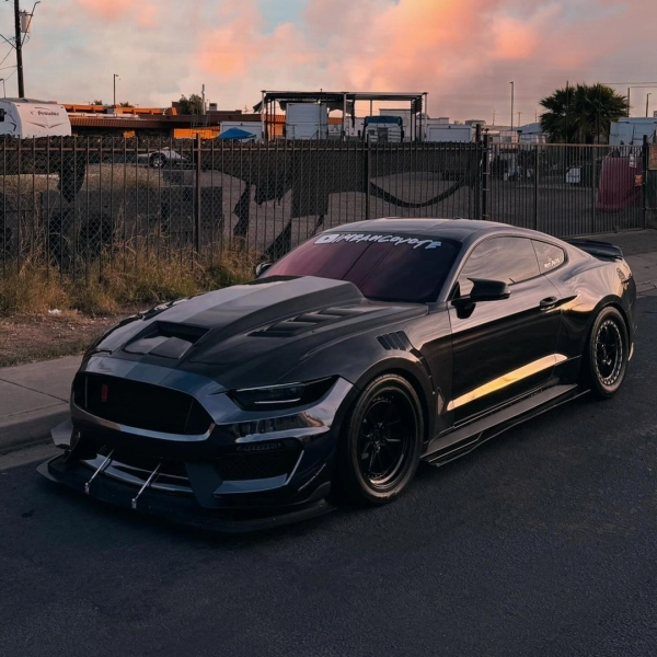 Chrome Mirror Black Car Vinyl Wrap