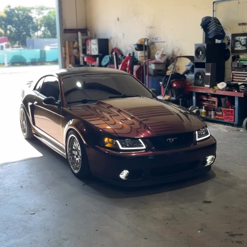 PET Gloss Shifting Red to Black Car Vinyl Wrap