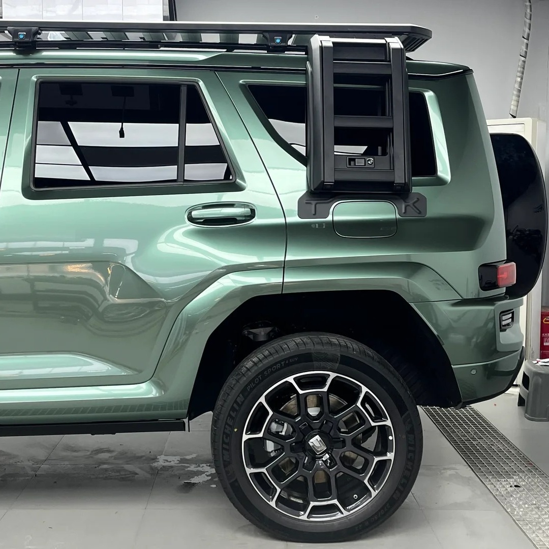 Ferrari Gloss Verde Francesca Green Car Vinyl Wrap