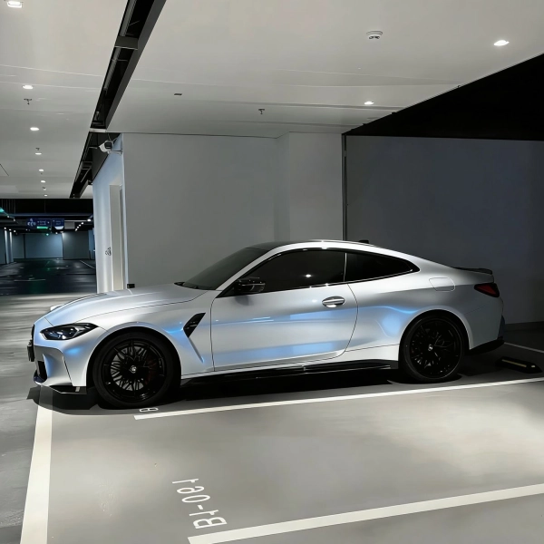 PET Glossy Technological Grey To Blue Car Vinyl Wrap