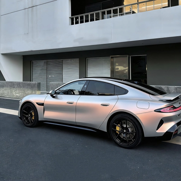 PET Matte Technological Grey To Orange Car Wrap