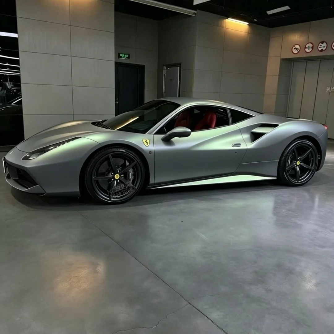 PET Glossy Technological Grey To Green Car Vinyl Wrap