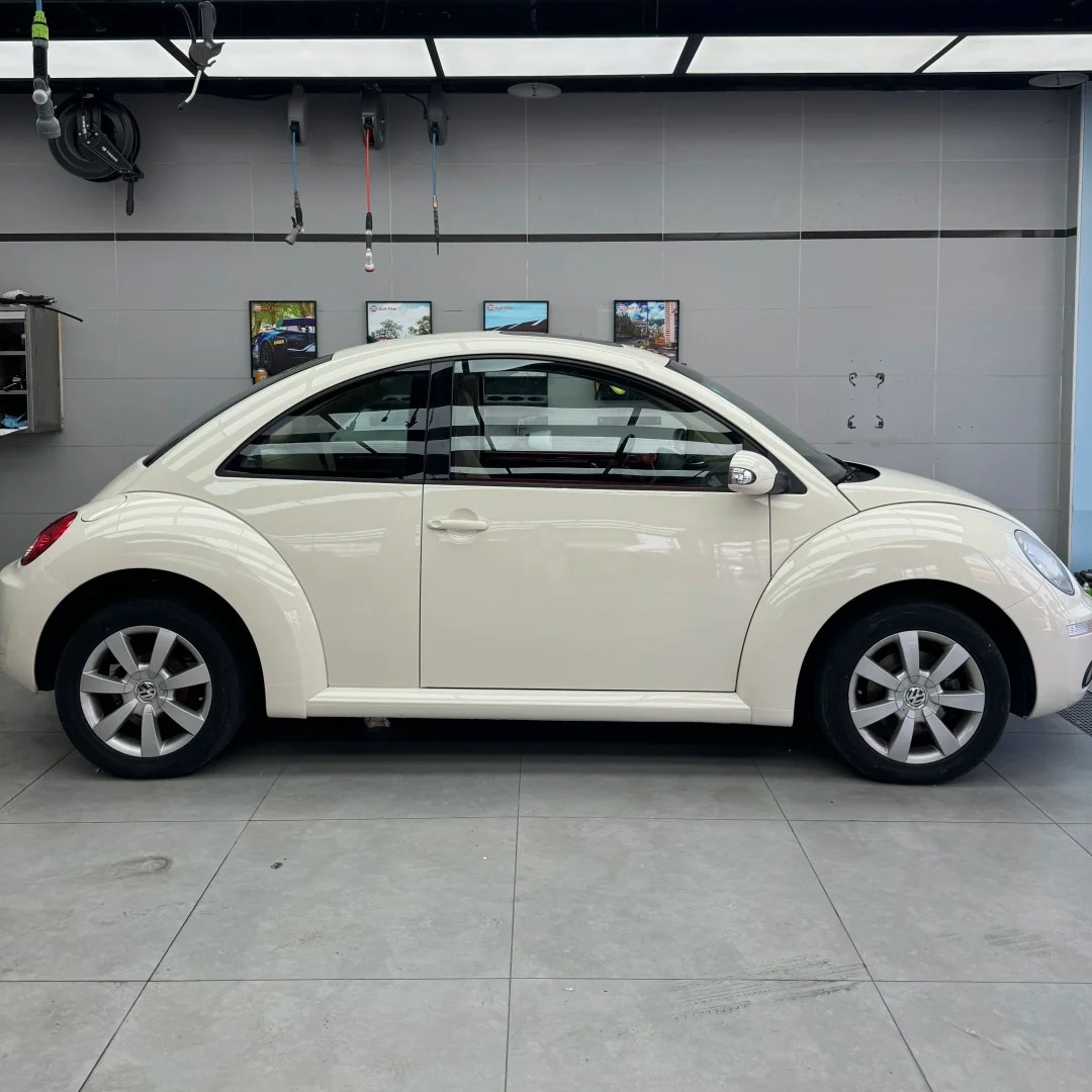 Gloss Pepper Coopers White Car Vinyl Wrap
