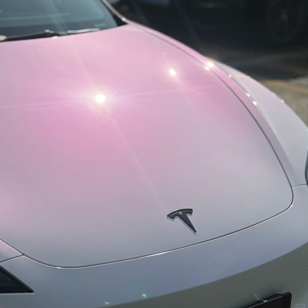 Gloss White Purple Car Vinyl Wrap