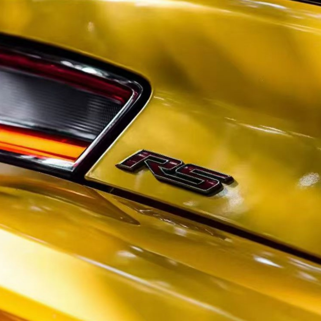 Gloss Metallic Golden Yellow Car Vinyl Wrap
