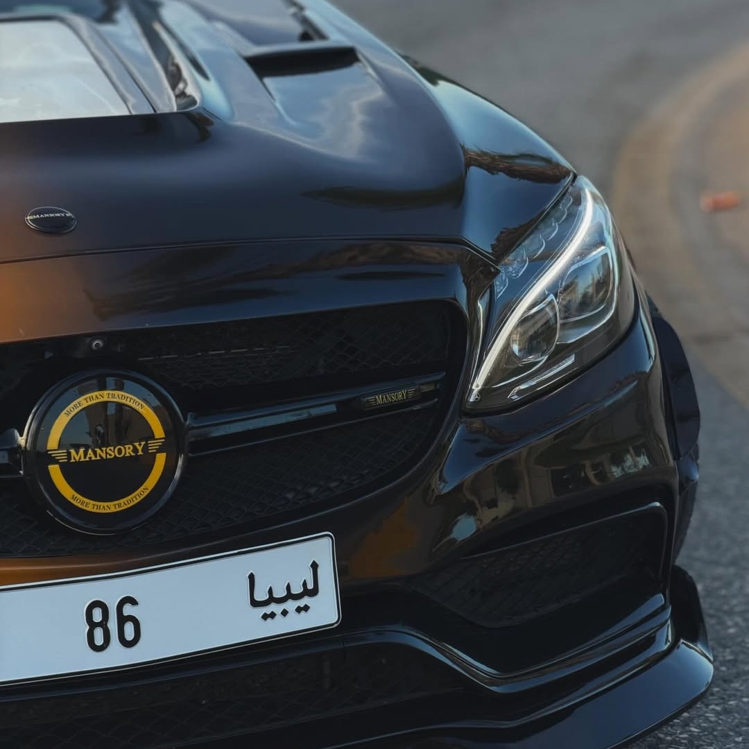 Black And Yellow Customized Car Vinyl Wrap