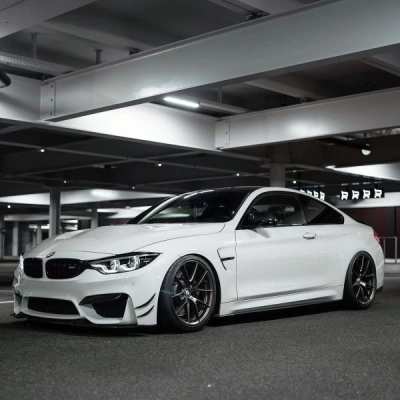 PET Glossy Crystal White Car Vinyl Wrap 02
