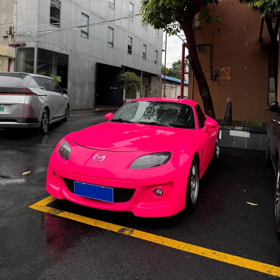 Super Gloss Fluorescent Pink Car Vinyl Wrap
