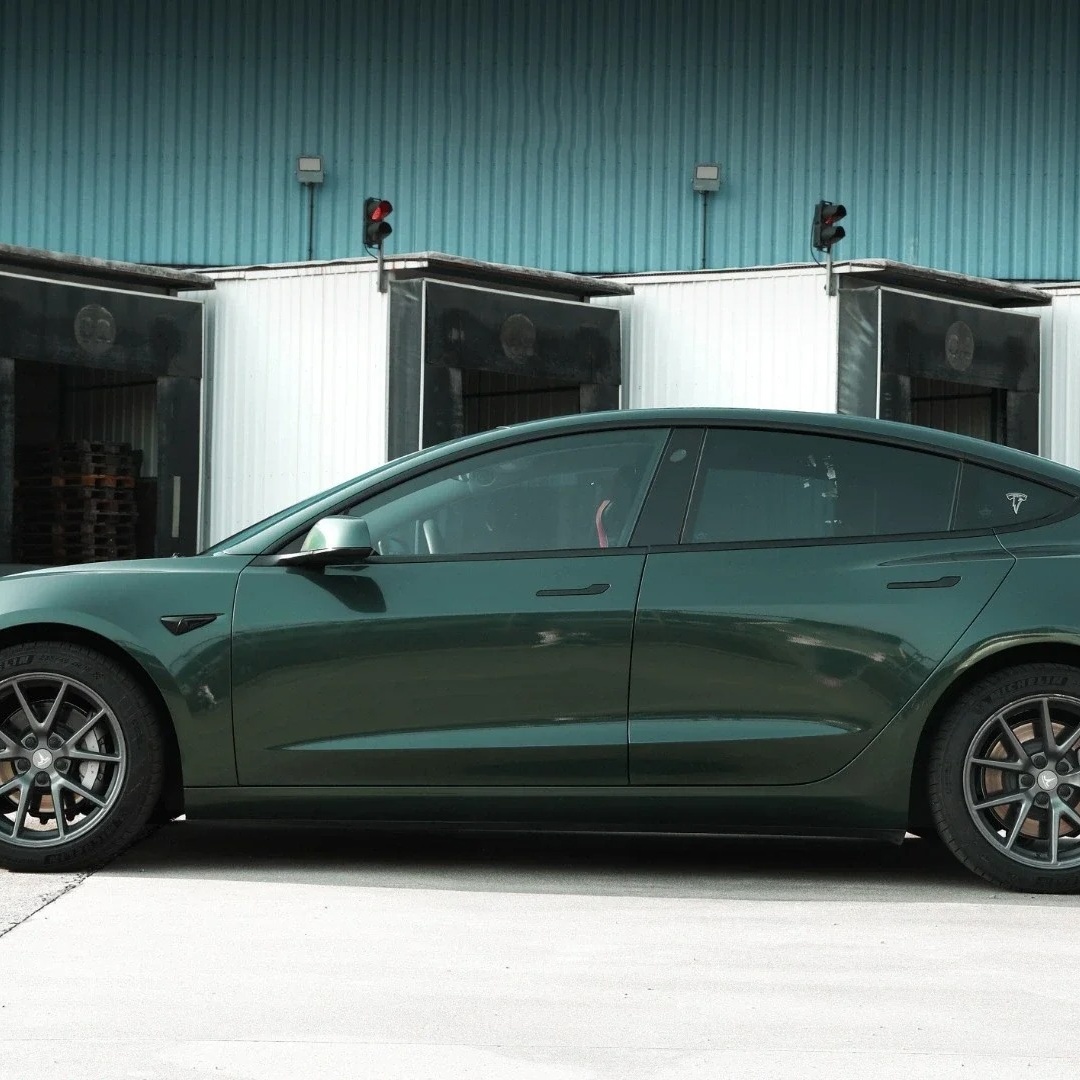 Gloss Metallic Gotland Green Car Vinyl Wrap