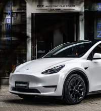 Gloss Pearl White Car Vinyl Wrap review 1