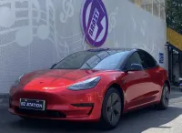 Gloss Metallic Vampire Red Car Vinyl Wrap review 2