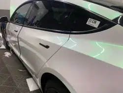  Metallic Gloss Aurora White Car Vinyl Wrap review jane 03