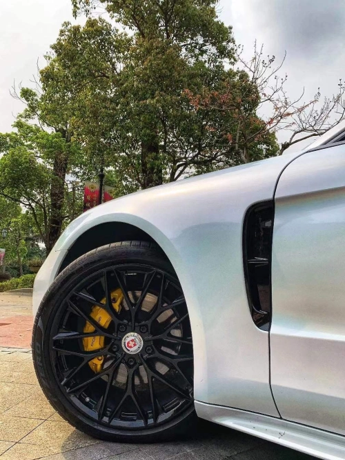 Rainbow Holographic White Car Vinyl Wrap review 