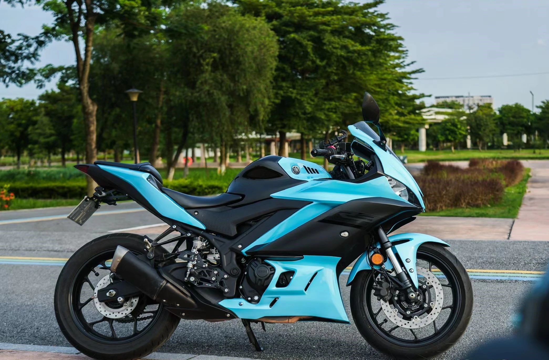 Super Gloss Sky Blue Car Vinyl Wrap review shbf 02