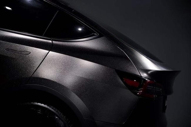 Gloss Metallic Black Car Vinyl Wrap review 0