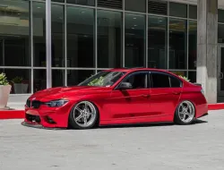 Gloss Metallic Vampire Red Car Vinyl Wrap review star 01