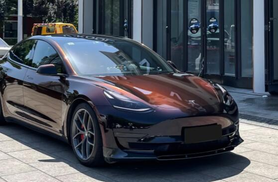 PET Gloss Shifting Red to Black Car Vinyl Wrap review 0