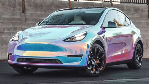 Holographic Chrome Rainbow White Car Vinyl Wrap (Non-Stretchable) review 0