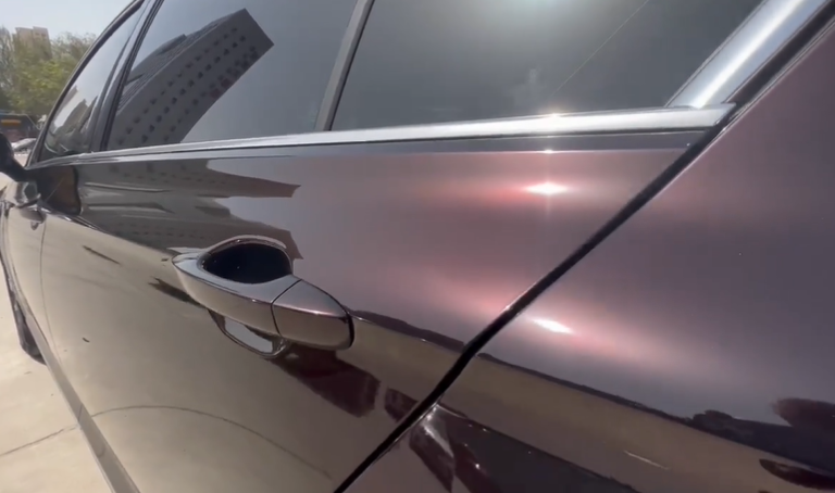 PET Gloss Shifting Red to Black Car Vinyl Wrap review 0