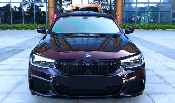 PET Gloss Shifting Red to Black Car Vinyl Wrap review 0