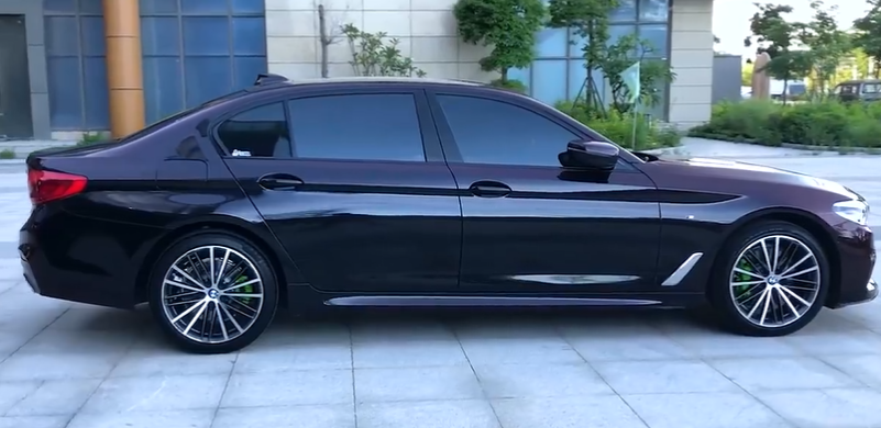 PET Gloss Shifting Red to Black Car Vinyl Wrap review 0