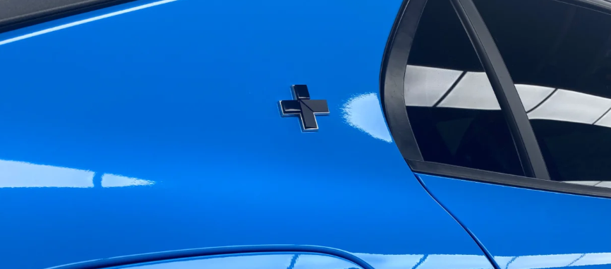 Gloss Crystal Blue Sky Car Vinyl Wrap review 2