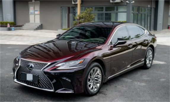 PET Gloss Shifting Red to Black Car Vinyl Wrap review 3