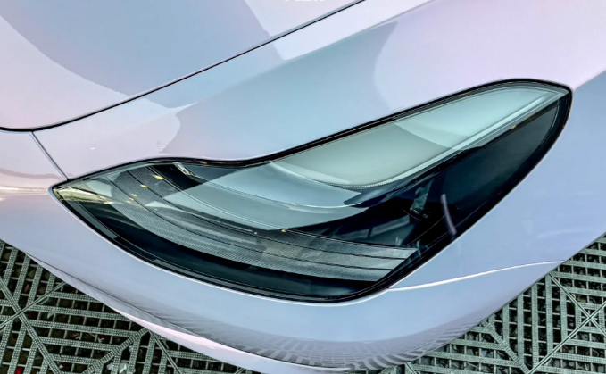 Gloss Metallic Pink to White Car Vinyl Wrap  review 4