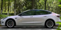  Gloss Metallic Pink to White Car Vinyl Wrap  review 2