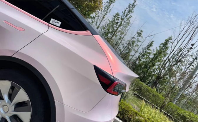 Gloss Metallic Pink to White Car Vinyl Wrap  review 1