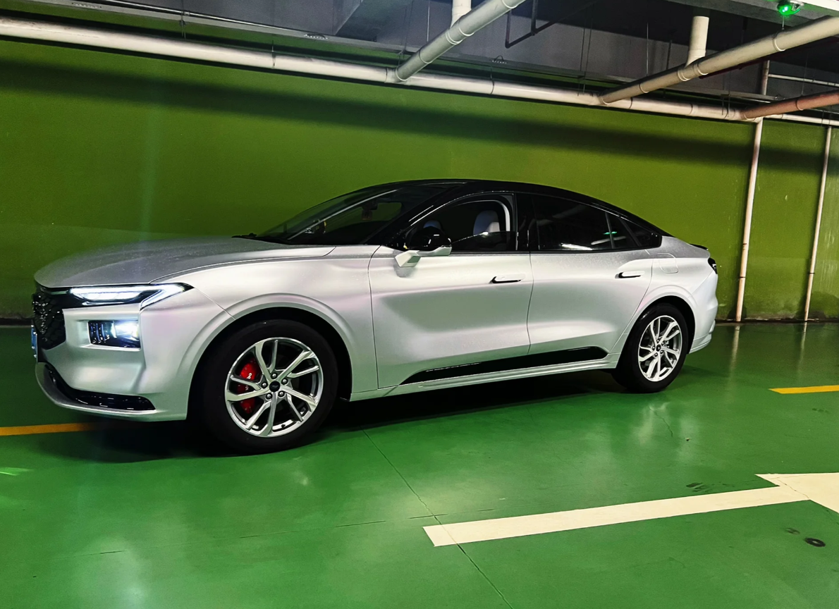 Matte Metallic Metal Silver Car Vinyl Wrap review Debbie J 02