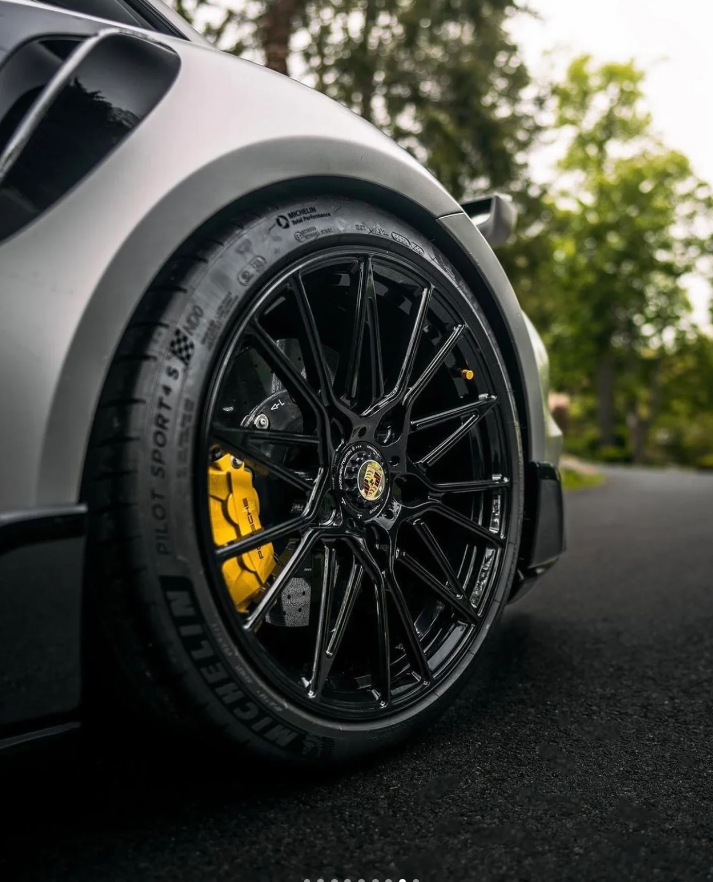 Matte Metallic Metal Silver Car Vinyl Wrap review Hollie 04