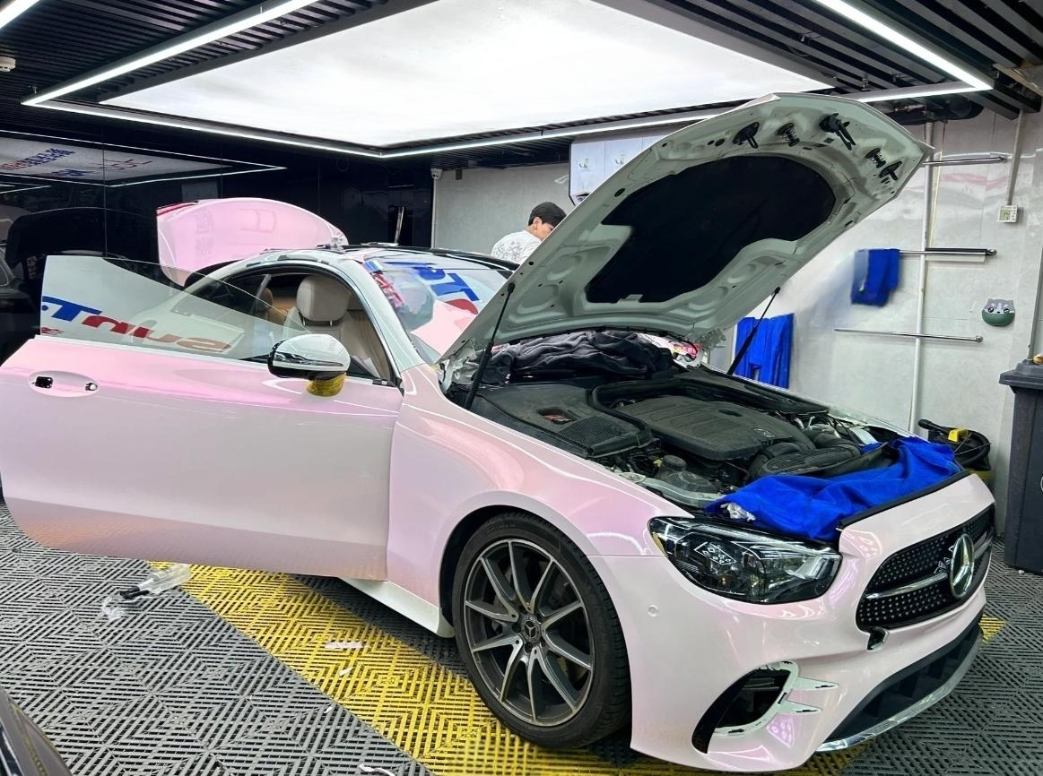 Gloss Metallic Pink to White Car Vinyl Wrap  review 0