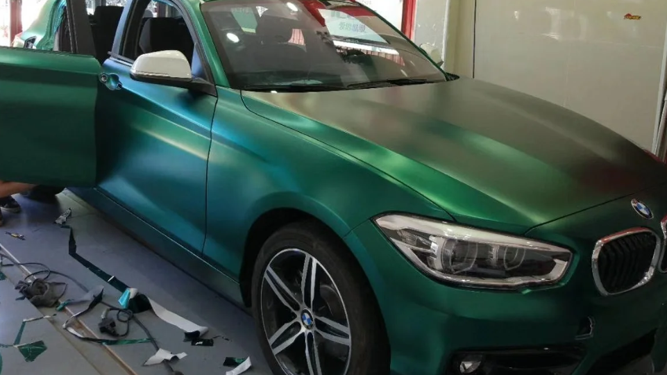 Matte Metallic Emerald Green Car Vinyl Wrap  review Marin 03