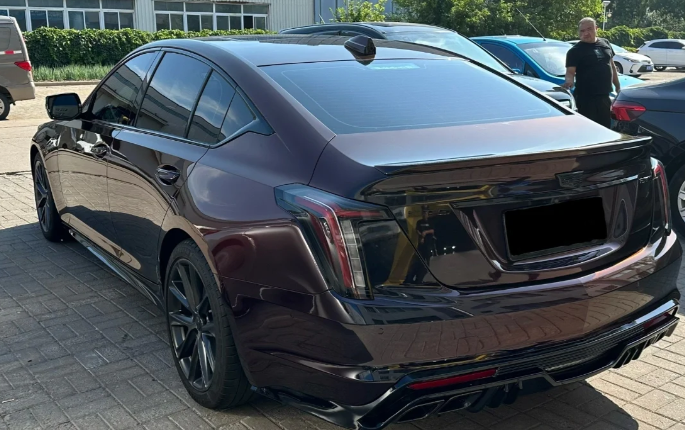 PET Gloss Shifting Red to Black Car Vinyl Wrap review 2