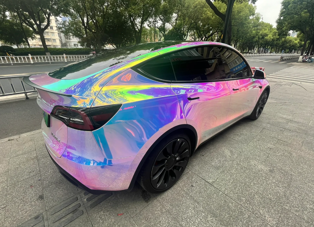 Holographic Chrome Rainbow White Car Vinyl Wrap (Non-Stretchable) review 1
