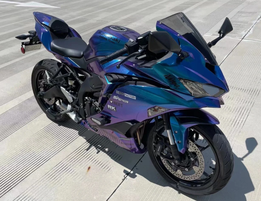 Matte Diamond Purple Blue Car Vinyl Wrap review Mathew Mehnert 02